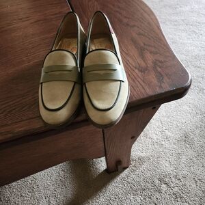 Marc joseph Women's Slip on Dress shoes size 5.